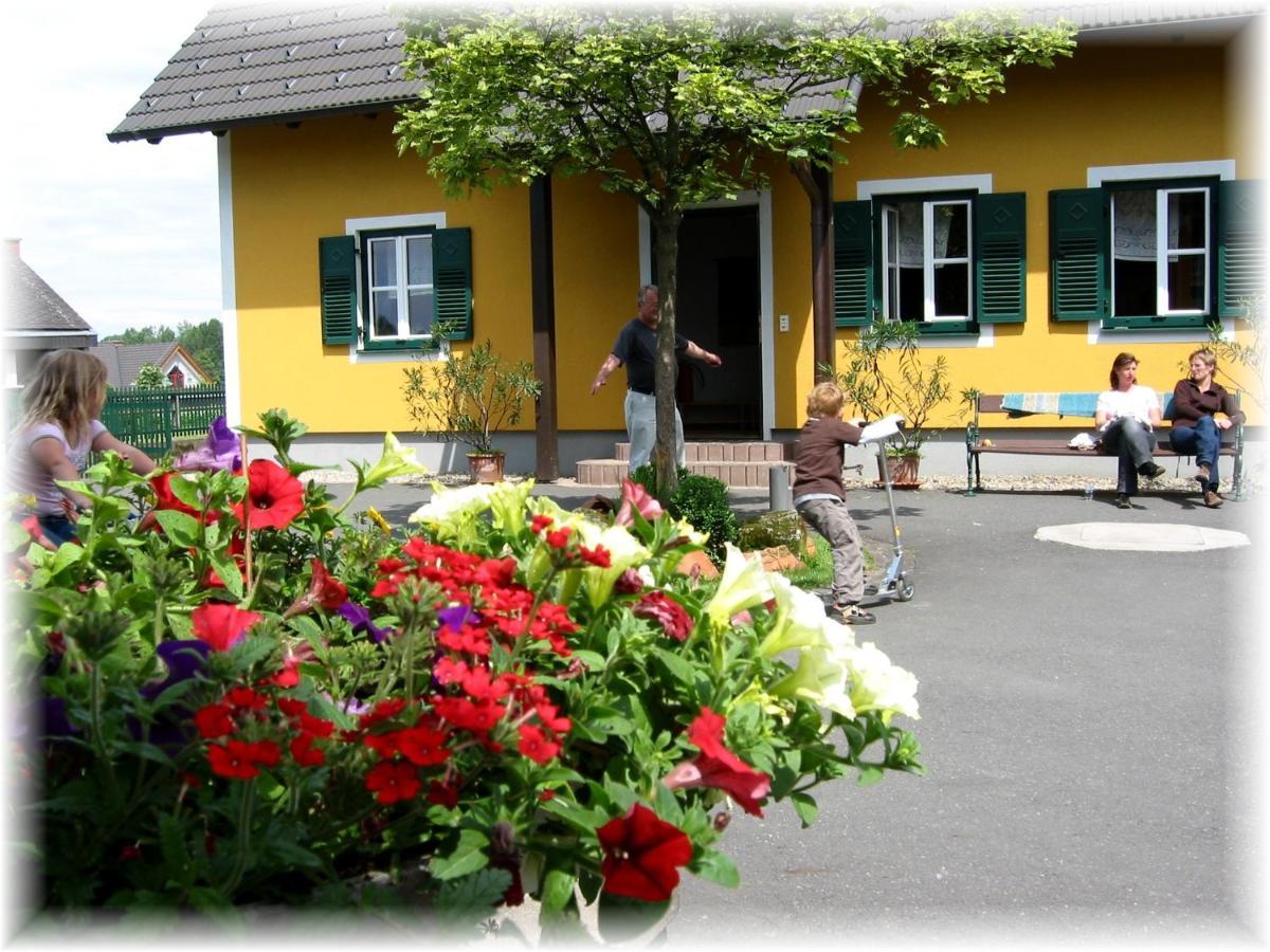 Вилла Stefflhof Gabersdorf Экстерьер фото