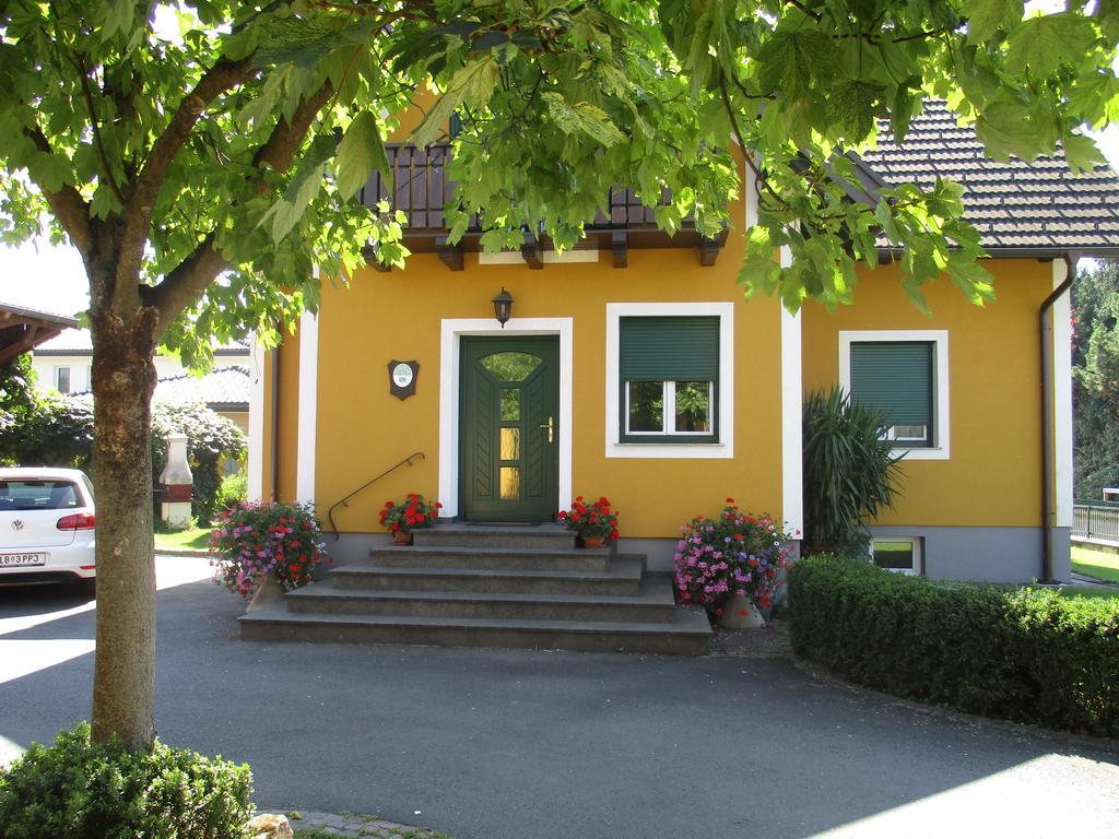 Вилла Stefflhof Gabersdorf Экстерьер фото